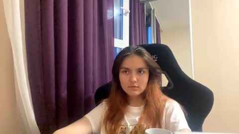 Milena online show from 07-28-26, 04:39