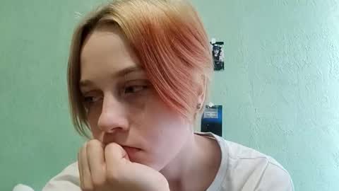 letitiaboteler online show from 11-26-25, 11:00