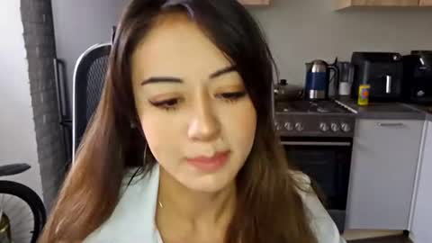 Snapshot of letitiamagett chatting on 06-28-26, 11:05 Emily online show from 06-28-26, 11:05