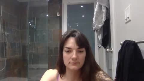 Snapshot of letjennybe chatting on 02-04-26, 01:06 strawberrywatermelonpink22 online show from 02-04-26, 01:06