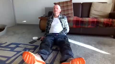 paul online show from 11-08-25, 12:05