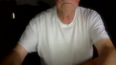 letscum2gether0 online show from 09-24-25, 01:20