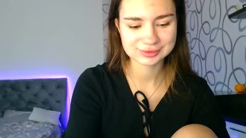 Snapshot of lette_emily chatting on 10-14-25, 06:25 Emily online show from 10-14-25, 06:25