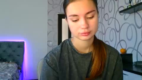 Snapshot of lette_emily chatting on 10-16-25, 06:14 Emily online show from 10-16-25, 06:14