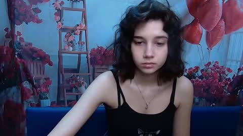 Snapshot of letty_curly chatting on 03-20-26, 06:51 letty_curly online show from 03-20-26, 06:51