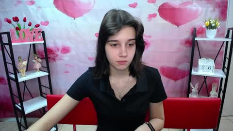 Snapshot of letty_curly chatting on 03-26-26, 06:19 letty_curly online show from 03-26-26, 06:19