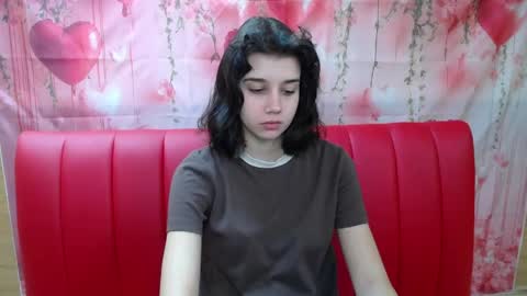 Snapshot of letty_curly chatting on 03-27-26, 06:30 letty_curly online show from 03-27-26, 06:30