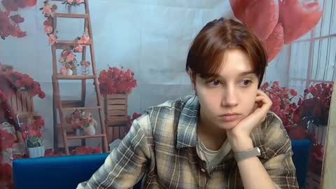 Snapshot of letty_curly chatting on 04-18-26, 05:11 letty_curly online show from 04-18-26, 05:11