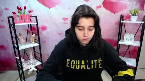 Snapshot of letty_curly chatting on 05-15-26, 05:25 letty_curly online show from 05-15-26, 05:25