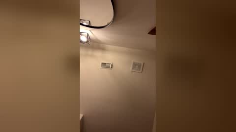 levasisa472230 online show from 04-03-26, 12:08