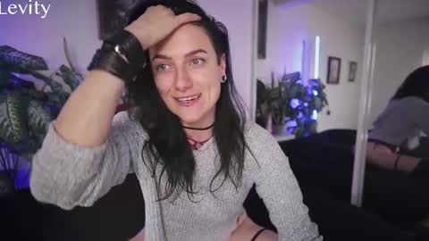 Levity online show from 10-19-25, 09:04