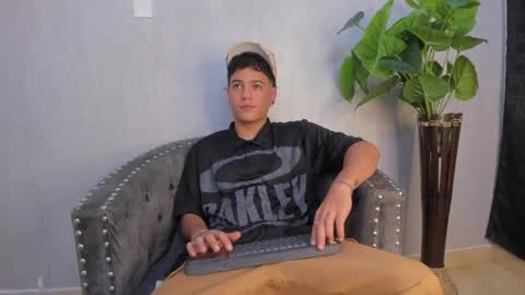 LevySteven online show from 01-25-25, 04:45