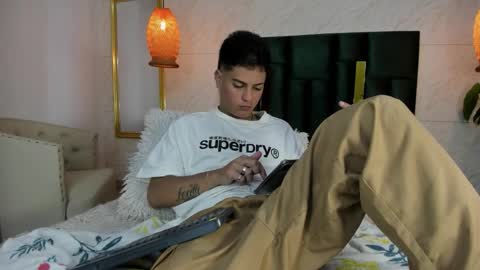 LevySteven online show from 11-06-25, 04:13