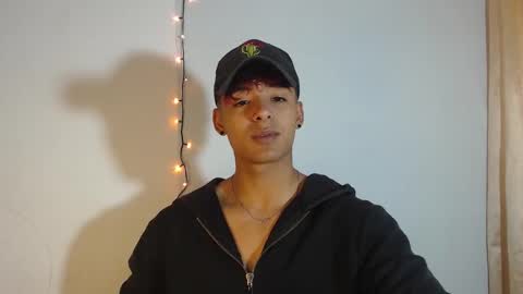 Snapshot of lewis_ly chatting on 03-04-26, 02:01 i am lewis ly EDUARDO MEMDOZA15 online show from 03-04-26, 02:01