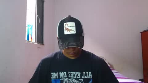 i  am lewis ly EDUARDO MEMDOZA15 online show from 06-15-26, 01:46