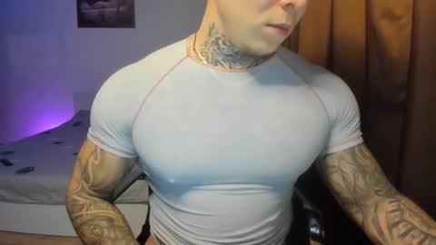 Snapshot of lewis_muscleee chatting on 12-03-25, 06:50 blablablack online show from 12-03-25, 06:50