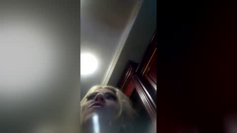 Lexa bone online show from 07-12-26, 09:00