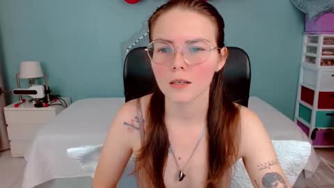 Lexas Room online show from 09-27-25, 04:39