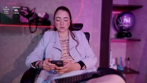 Snapshot of lexavega_ chatting on 06-02-26, 05:15 lexavega_ online show from 06-02-26, 05:15