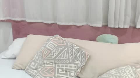 Gabrielle online show from 02-21-25, 05:31