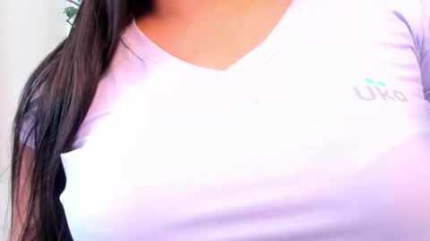 Snapshot of lexi_bloom chatting on 11-26-25, 11:00 Gabrielle online show from 11-26-25, 11:00