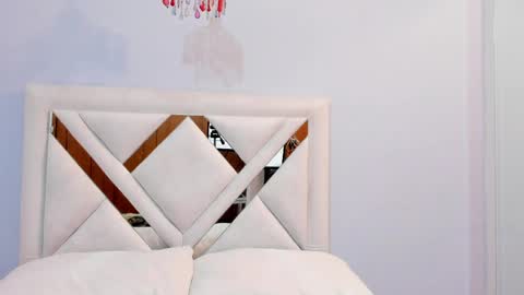 Gabrielle online show from 04-11-26, 11:03