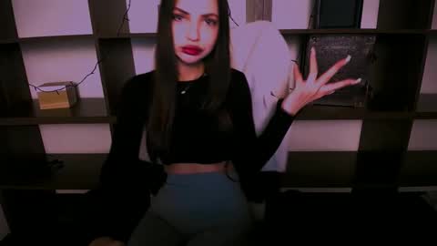 Alexia online show from 01-12-25, 05:22