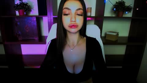 Alexia online show from 03-04-25, 04:41