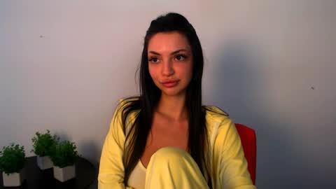 Snapshot of lexi_jos chatting on 05-19-26, 01:06 Alexia online show from 05-19-26, 01:06