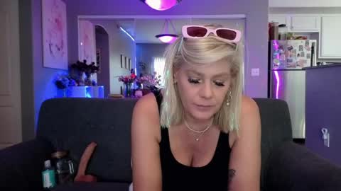 Lexi online show from 05-19-26, 11:33