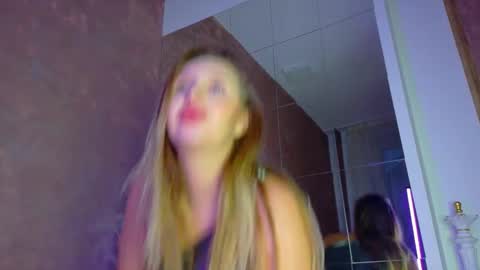 Snapshot of lexi_u_ chatting on 11-29-25, 05:32 LEXXY online show from 11-29-25, 05:32