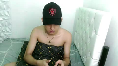 Snapshot of lexie_morganxx chatting on 05-19-26, 09:48 lex online show from 05-19-26, 09:48