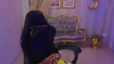 Lexie  online show from 04-01-26, 08:17