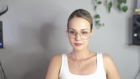 Snapshot of lexie_wild chatting on 02-12-25, 02:54 Lexie online show from 02-12-25, 02:54