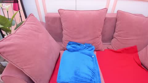 Lexi online show from 01-28-25, 10:12