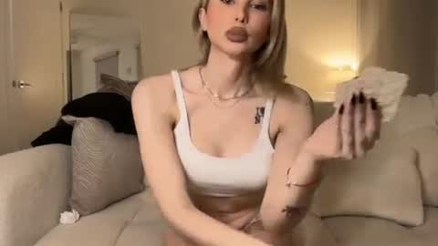 Sexy Lexi online show from 11-18-25, 07:35