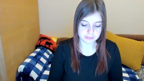 Snapshot of lexiluxlov chatting on 12-03-25, 08:00 Elisabeth online show from 12-03-25, 08:00