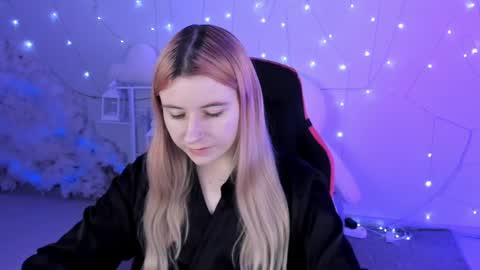 Lexi Wenford NO NUDE GODDESS online show from 12-17-24, 04:01