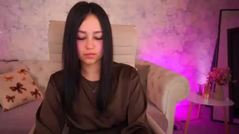 Snapshot of lexxxilush chatting on 05-16-26, 06:43 Lexi online show from 05-16-26, 06:43