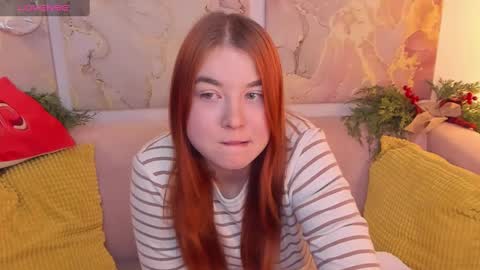 Snapshot of lexxxyone chatting on 12-24-24, 08:27 lexxxyone online show from 12-24-24, 08:27
