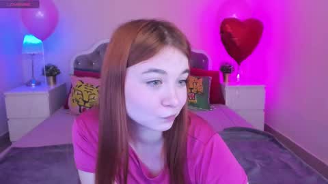 Snapshot of lexxxyone chatting on 03-10-25, 01:32 lexxxyone online show from 03-10-25, 01:32