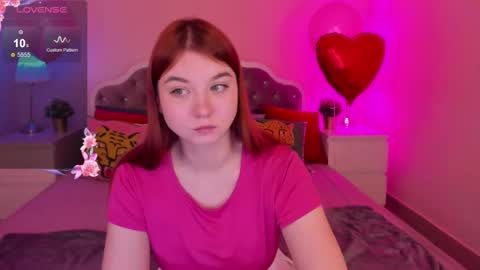Snapshot of lexxxyone chatting on 03-10-25, 04:35 lexxxyone online show from 03-10-25, 04:35