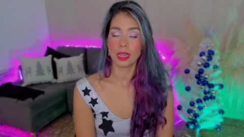 Snapshot of lexy_fox2 chatting on 12-03-24, 06:04 Lexy online show from 12-03-24, 06:04