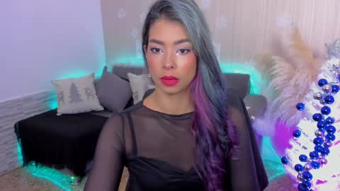 Snapshot of lexy_fox2 chatting on 12-15-24, 06:18 Lexy online show from 12-15-24, 06:18