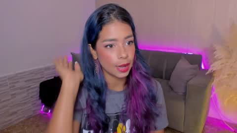 Snapshot of lexy_fox2 chatting on 01-27-25, 01:37 Lexy online show from 01-27-25, 01:37