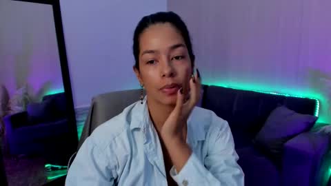 Snapshot of lexy_fox2 chatting on 09-29-25, 01:11 Lexy online show from 09-29-25, 01:11