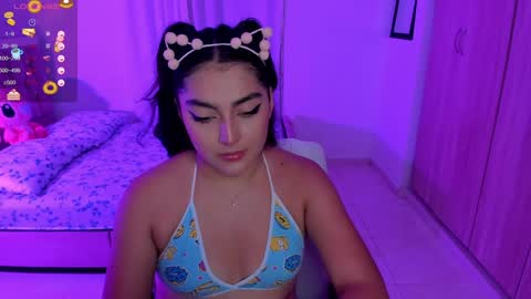 Snapshot of lexy_gomez chatting on 12-17-24, 02:12 LEXY online show from 12-17-24, 02:12