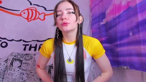 Snapshot of lexy_l0vy chatting on 12-17-24, 08:45 LexxxY online show from 12-17-24, 08:45