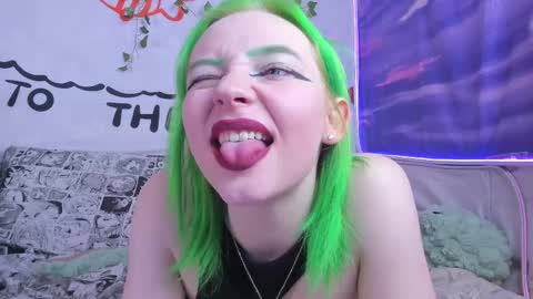 Snapshot of lexy_l0vy chatting on 02-14-25, 03:15 LexxxY online show from 02-14-25, 03:15