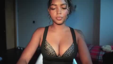 LEXY - Independent account online show from 07-17-26, 09:38